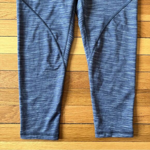 Patagonia Grey Space Dye Performance Workout Centered Crops Leggings Medium - Picture 4 of 11